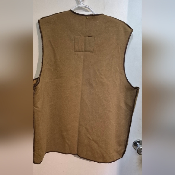 NWT Barbour Tan Warm Pile Lining Vest SZ.42R - Picture 7 of 12